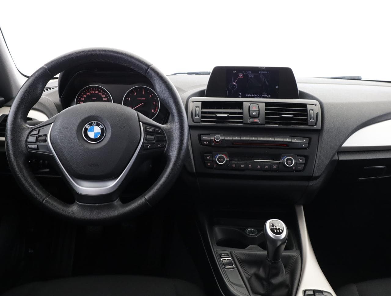 2014 BMW 1-SERIES - 15