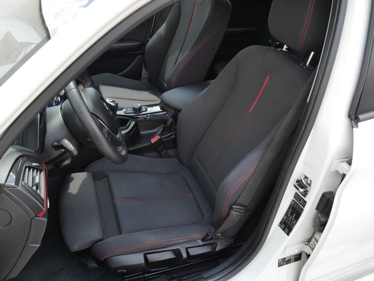 2012 BMW 1-SERIES - 17