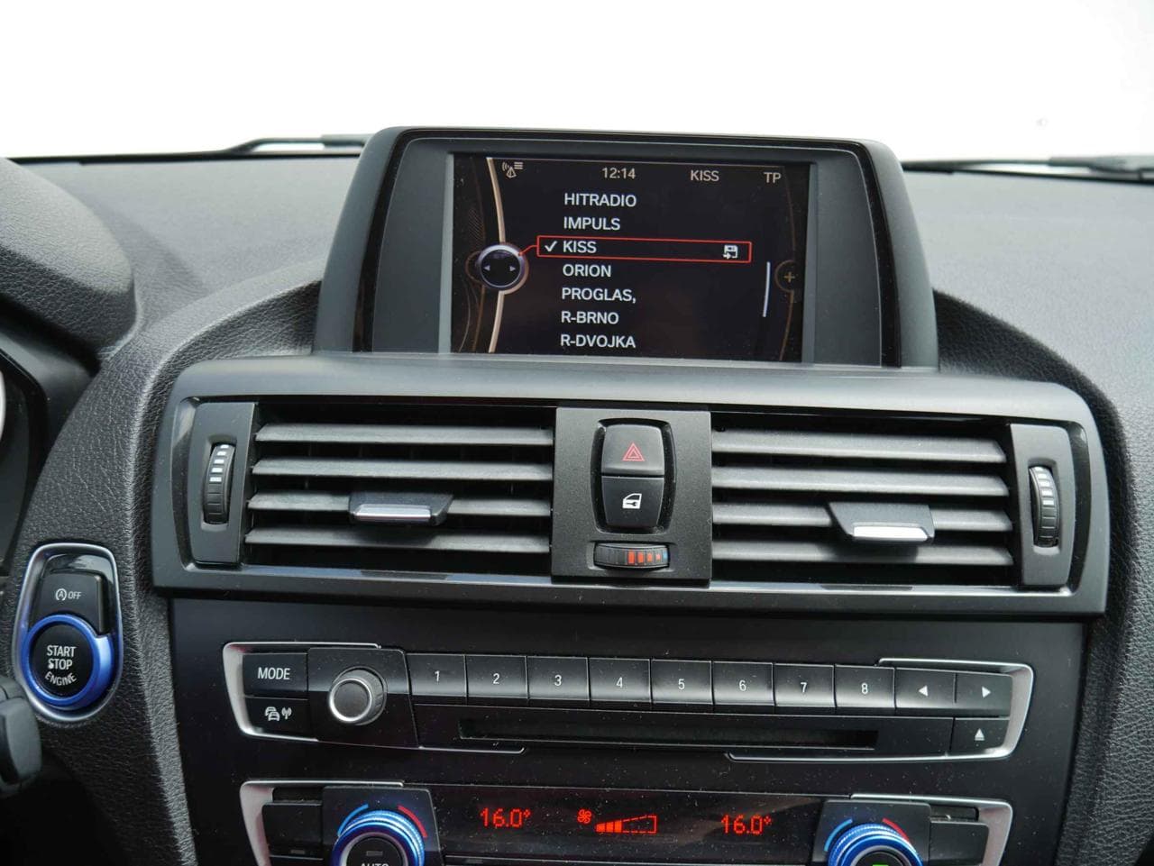 2012 BMW 1-SERIES - 31