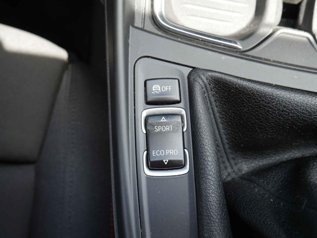 2012 BMW 1-SERIES - 35