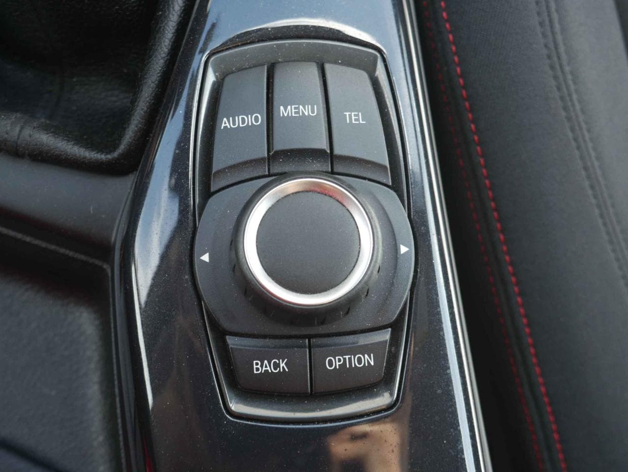 2012 BMW 1-SERIES - 36