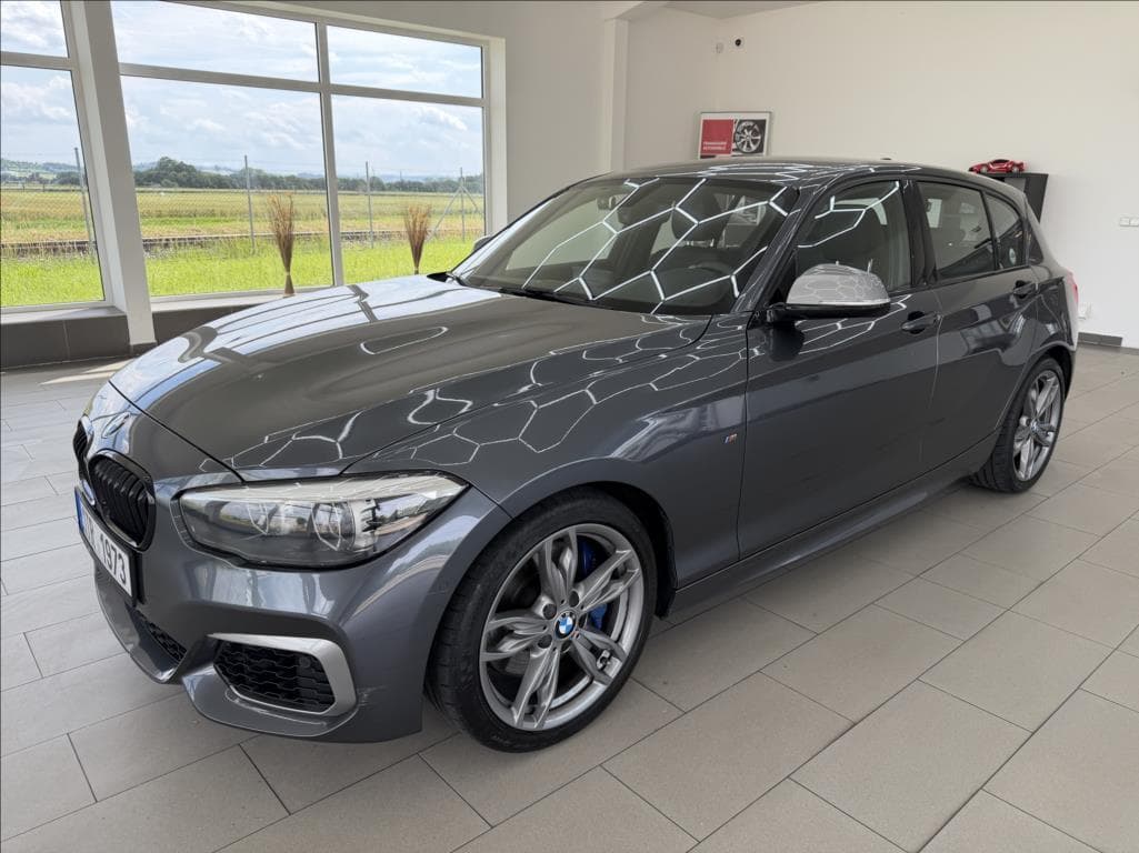 2019 BMW 1-SERIES