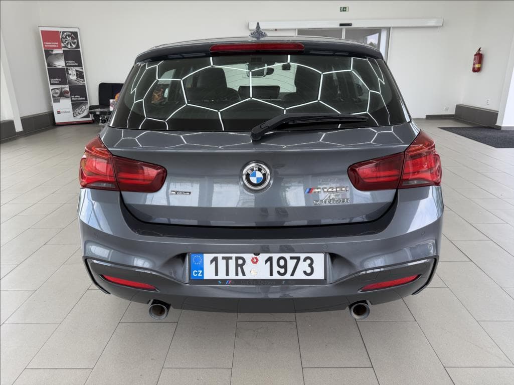 2019 BMW 1-SERIES - 11