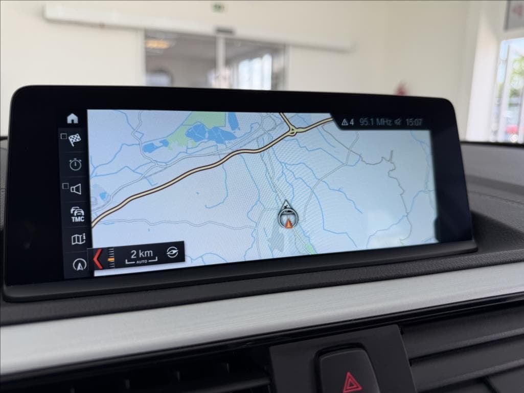 2019 BMW 1-SERIES - 39