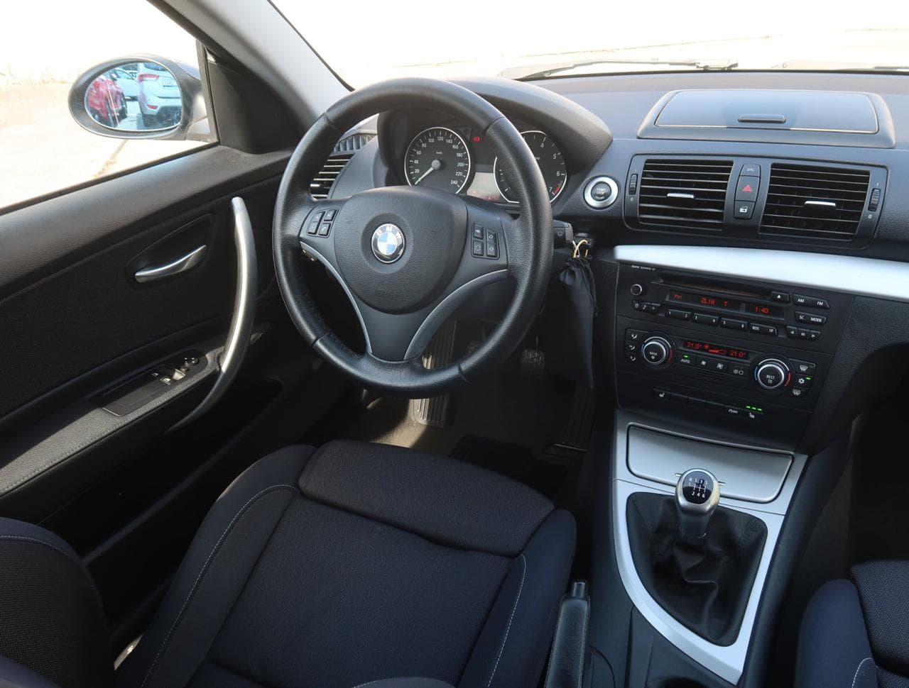 2008 BMW 1-SERIES - 9