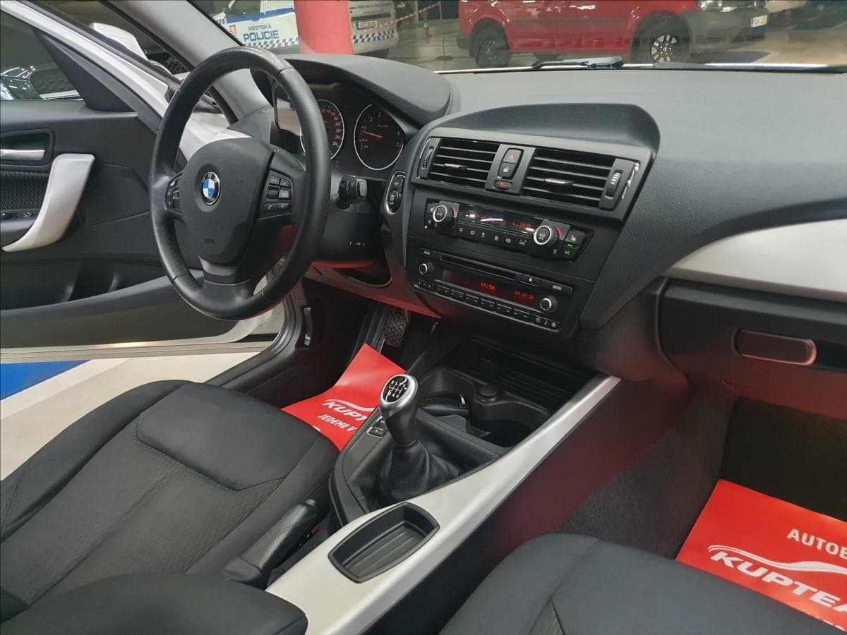 2013 BMW 1-SERIES - 5