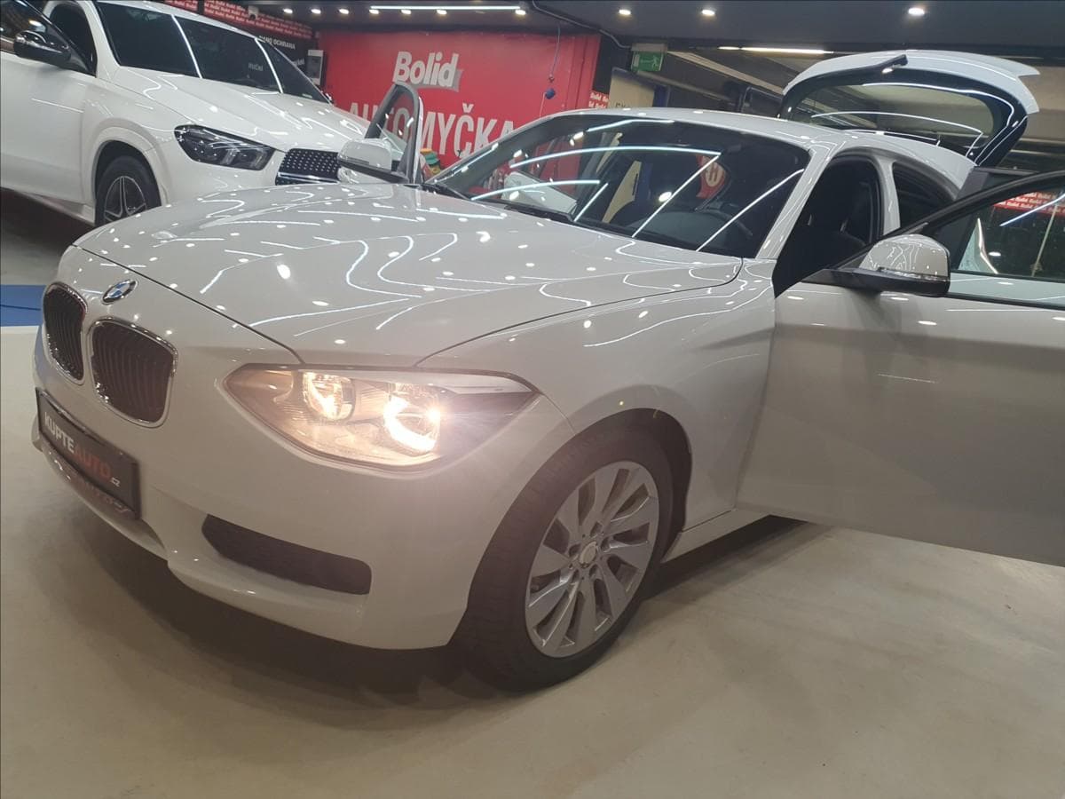2013 BMW 1-SERIES - 18