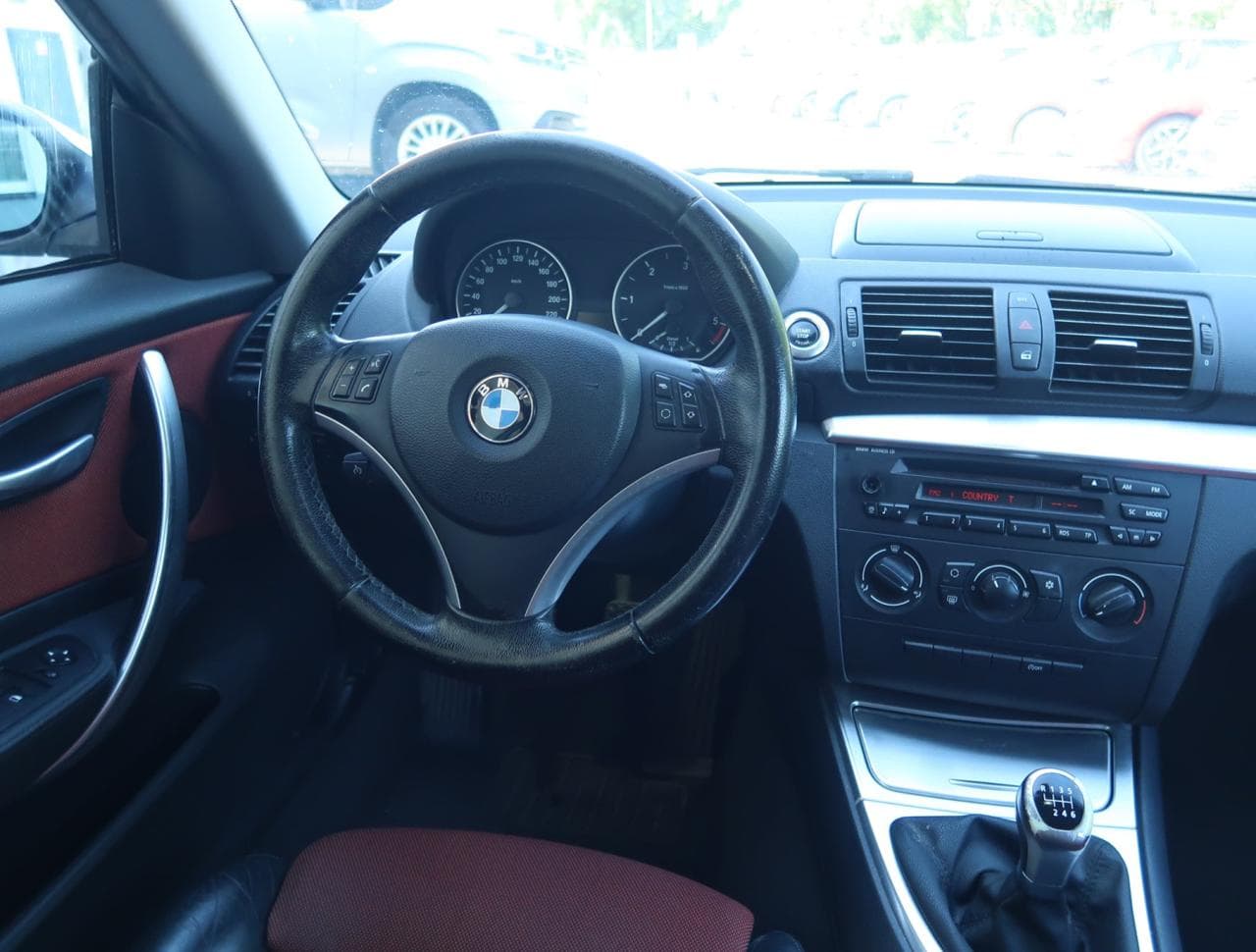 2008 BMW 1-SERIES - 9