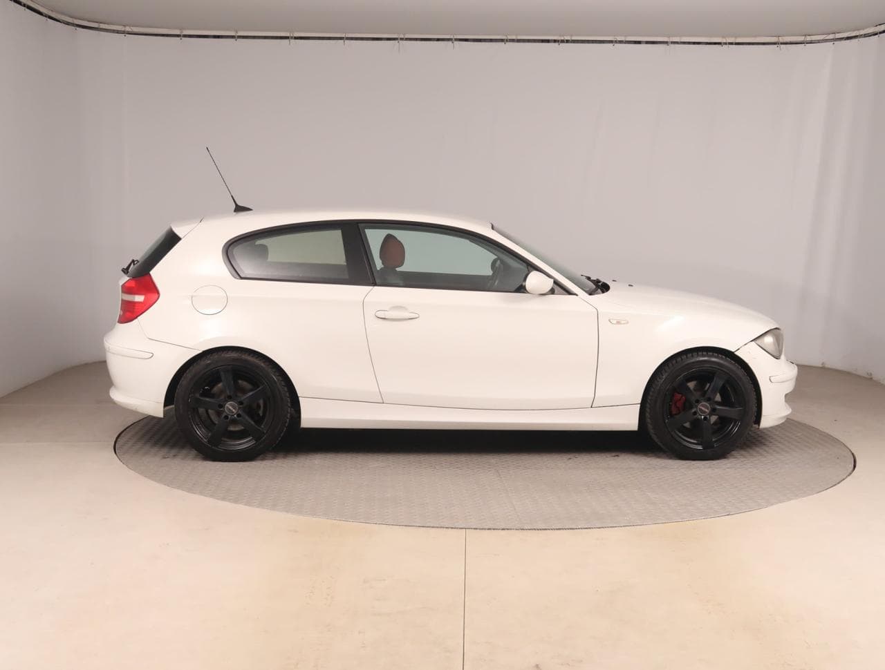 2008 BMW 1-SERIES - 8