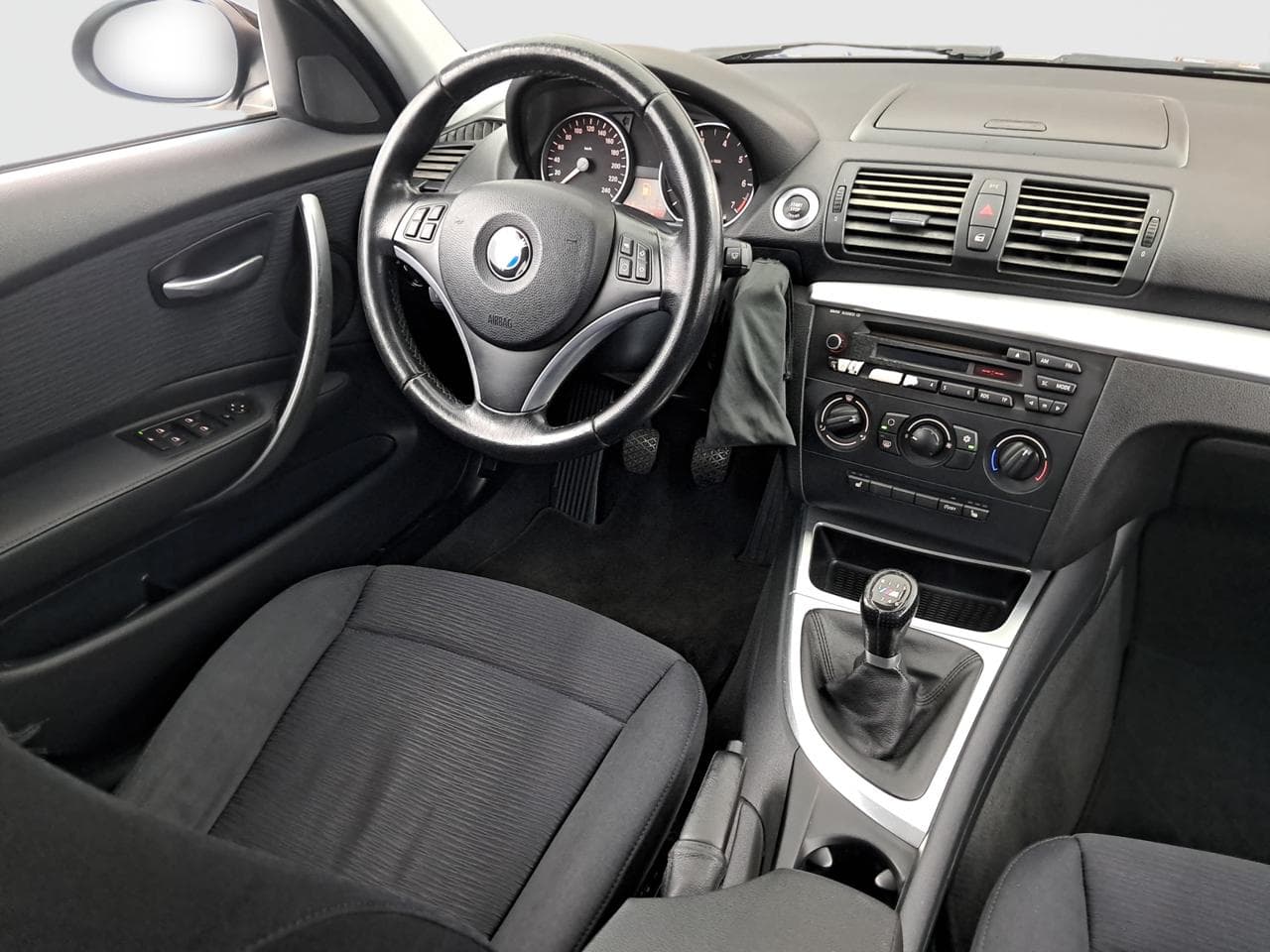 2008 BMW 1-SERIES - 9