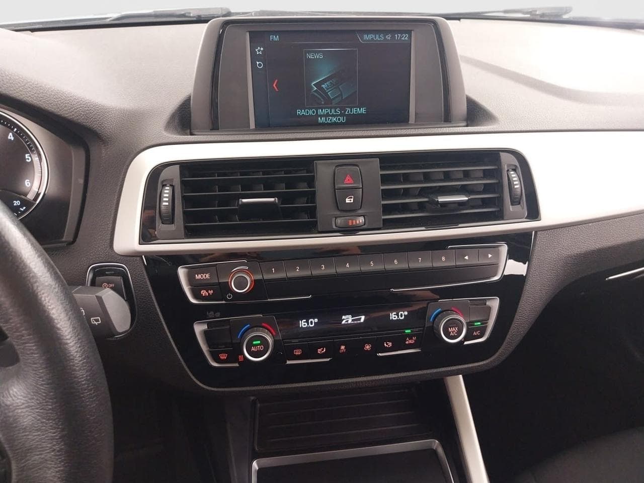 2019 BMW 1-SERIES - 18