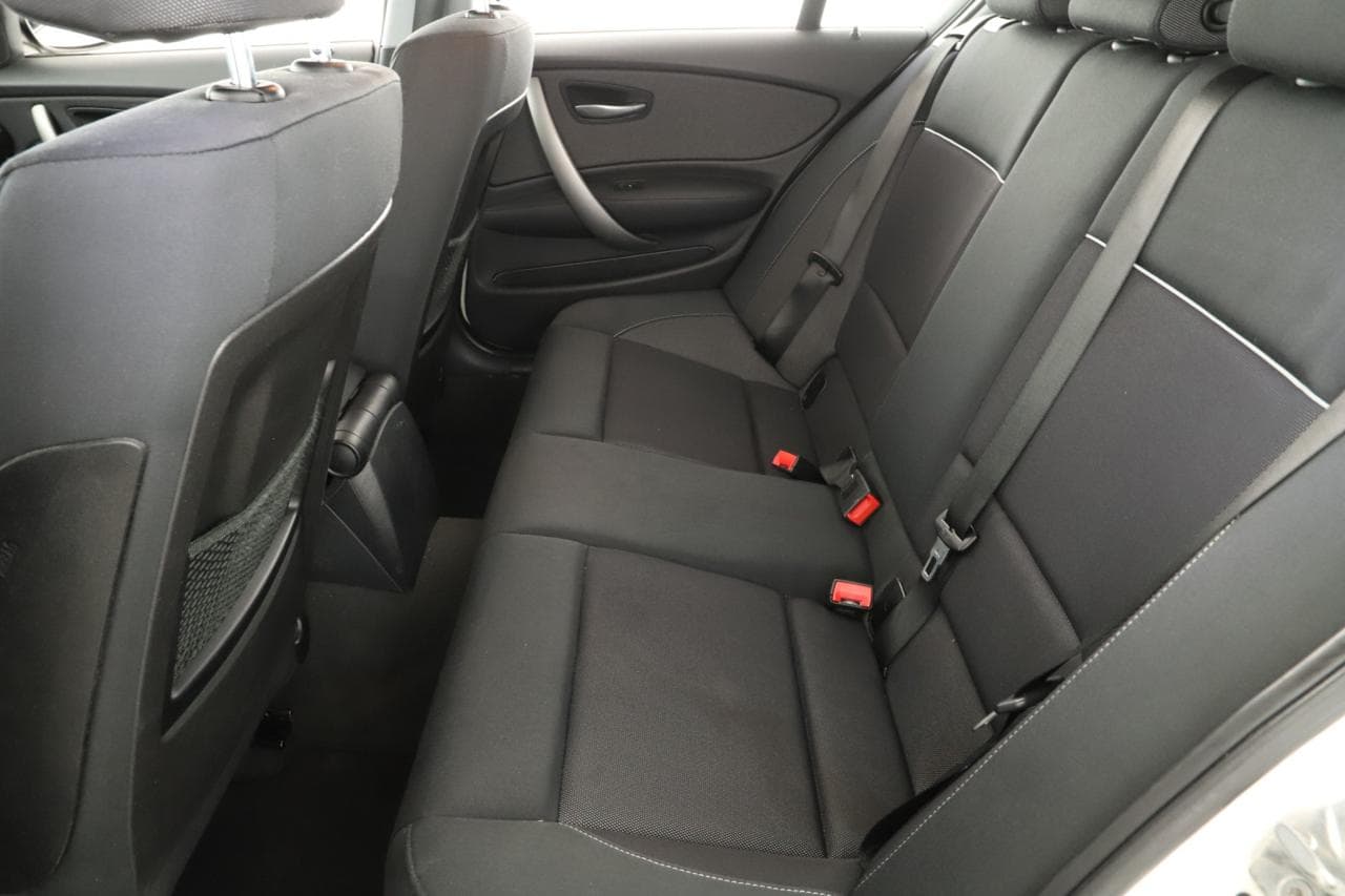 2009 BMW 1-SERIES - 12
