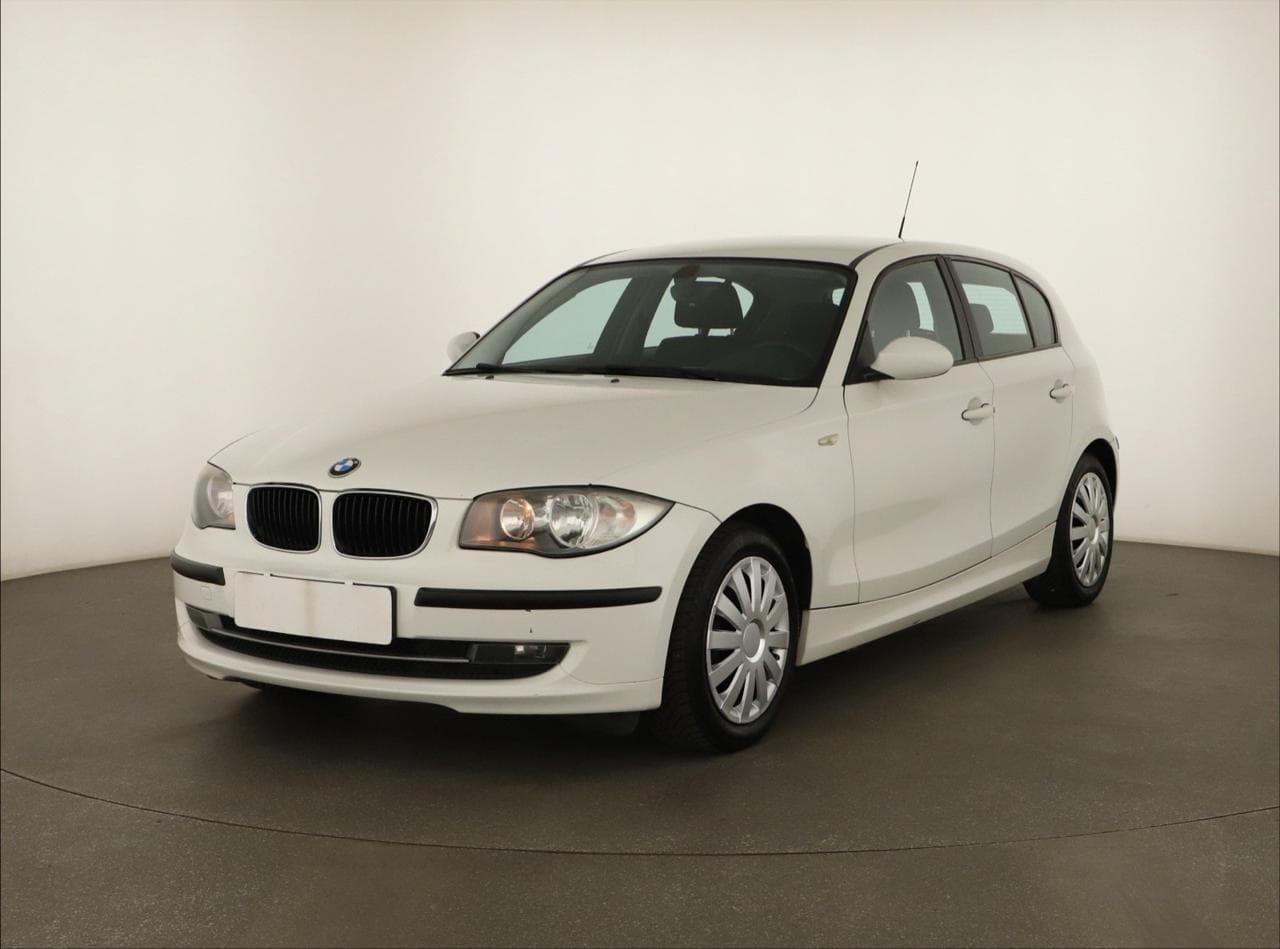 2009 BMW 1-SERIES - 3