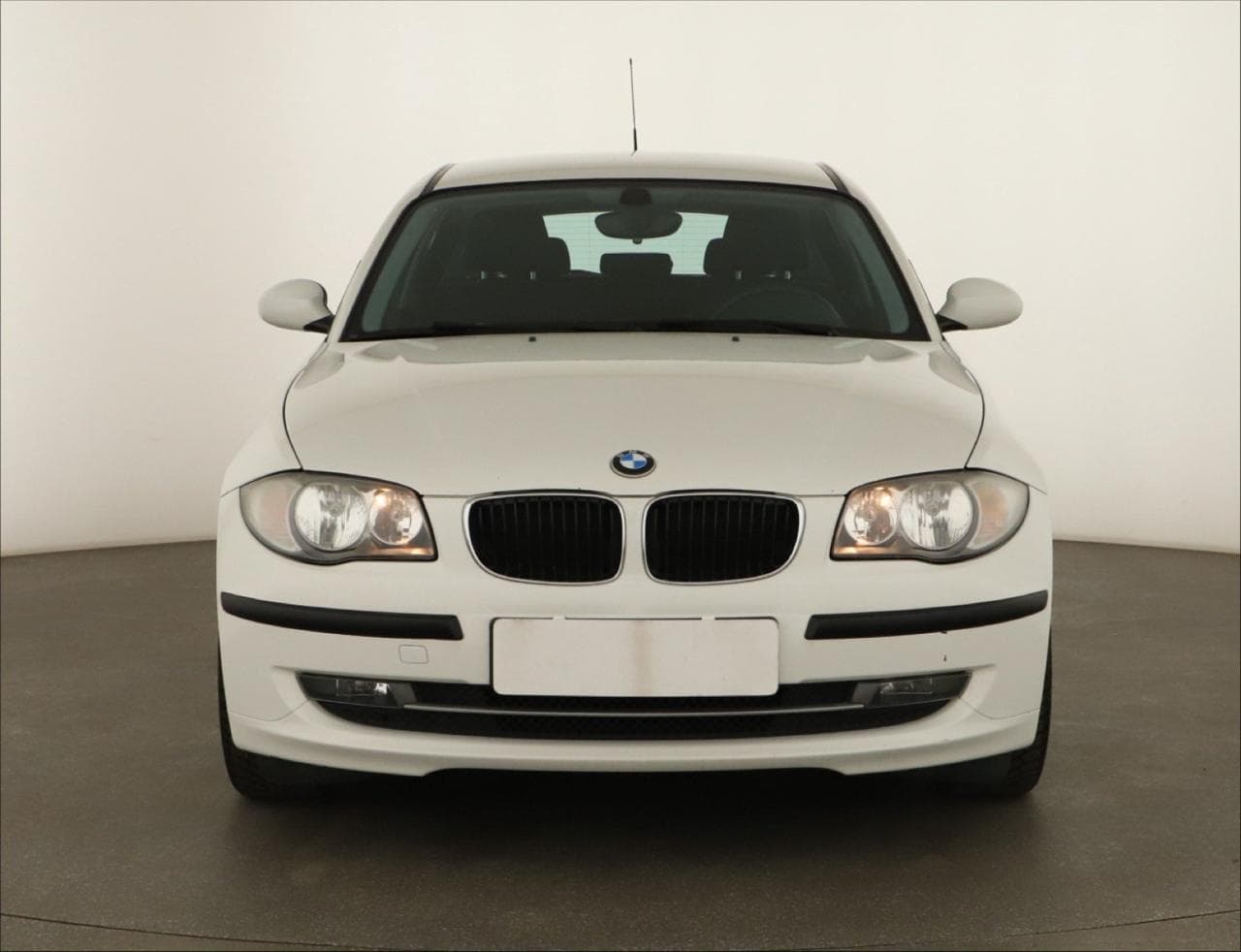 2009 BMW 1-SERIES - 2