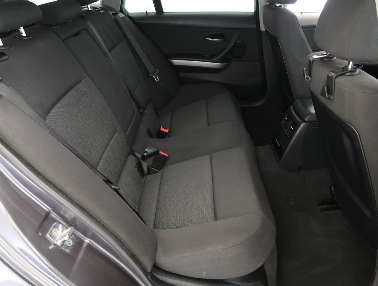 2006 BMW 3-SERIES - 20