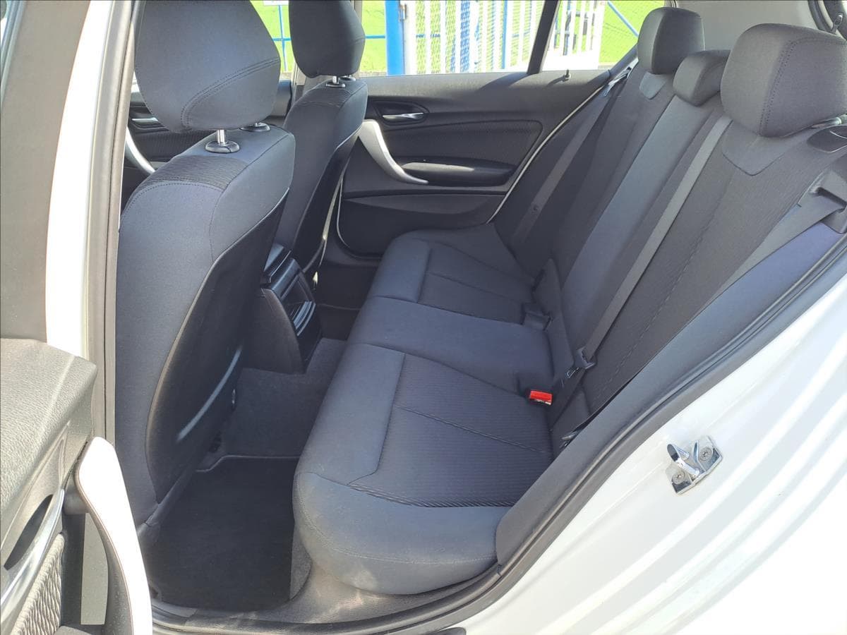 2012 BMW 1-SERIES - 6