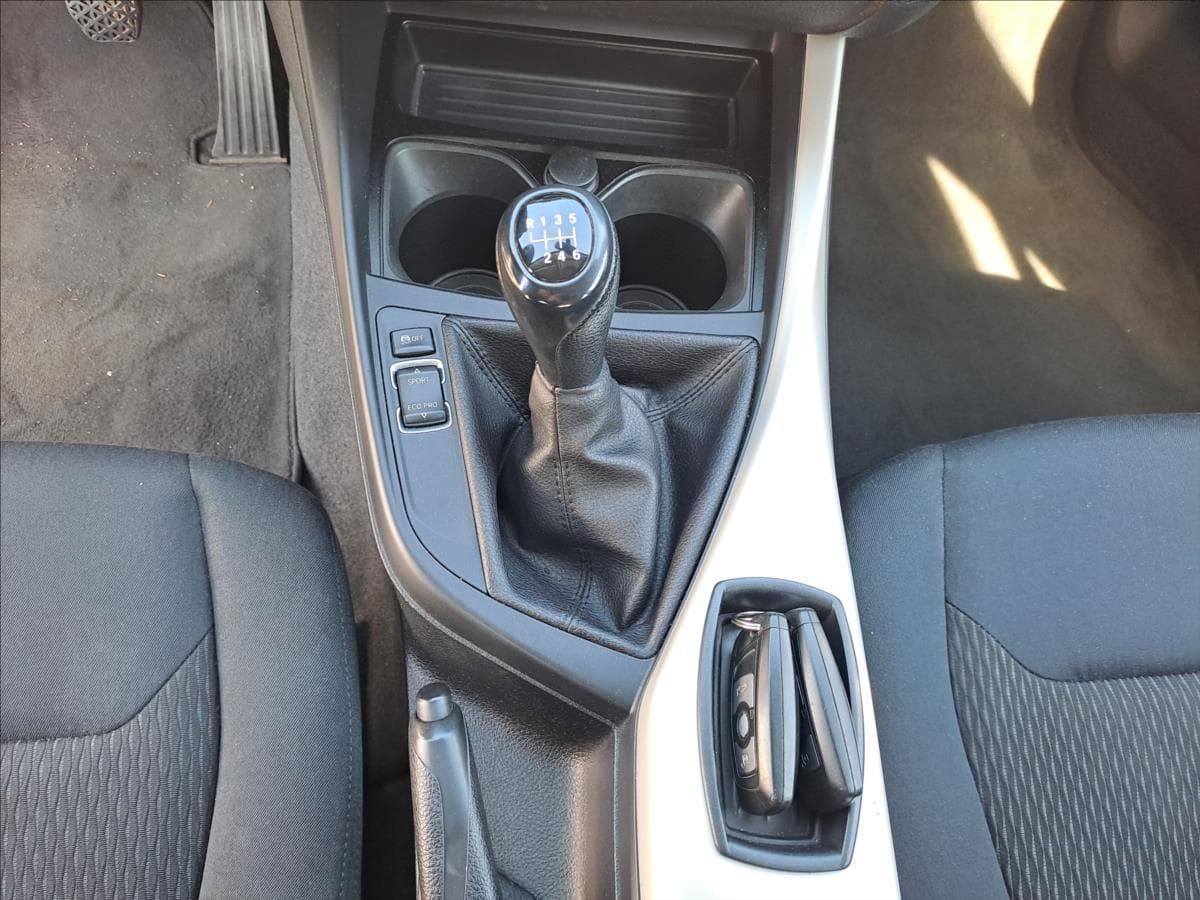 2012 BMW 1-SERIES - 13