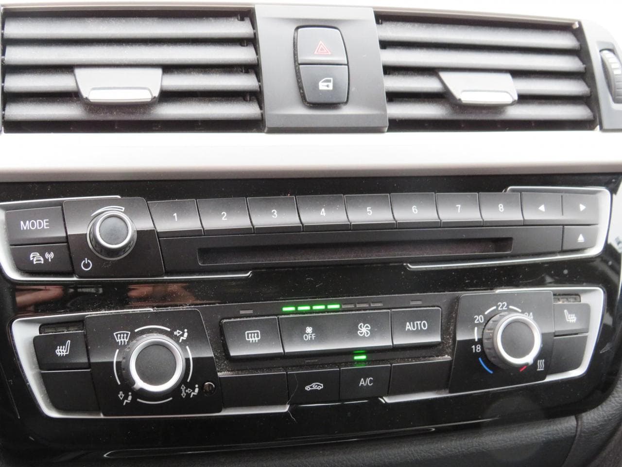 2017 BMW 3-Series - 17