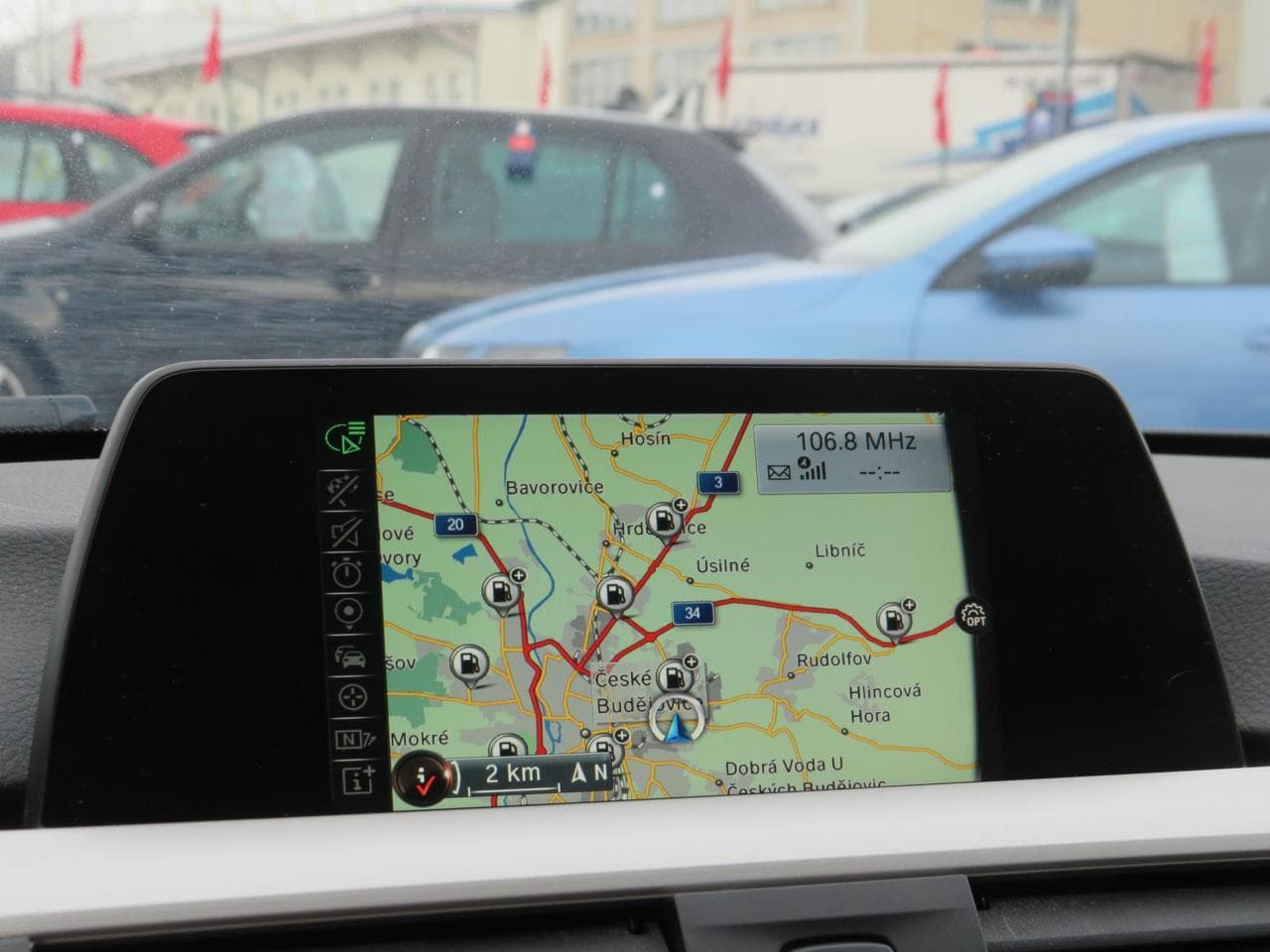 2017 BMW 3-Series - 18