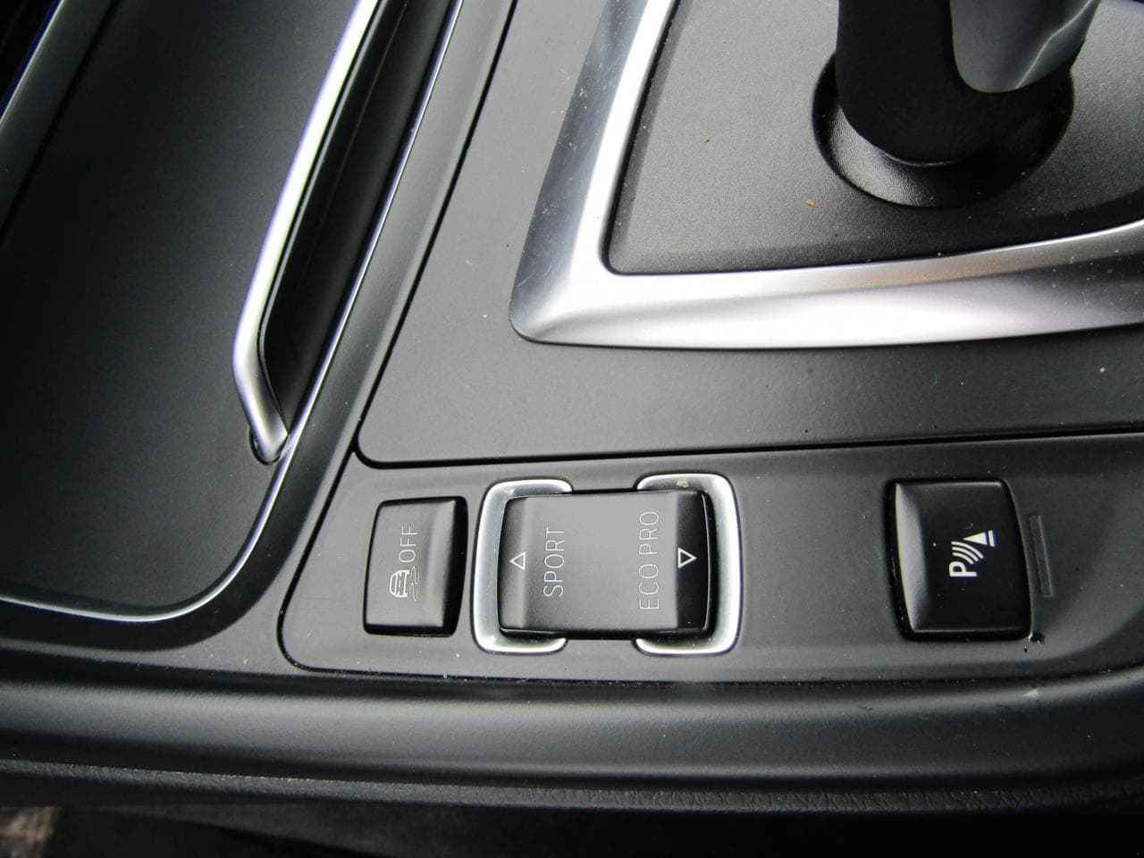 2016 BMW 3-SERIES - 18