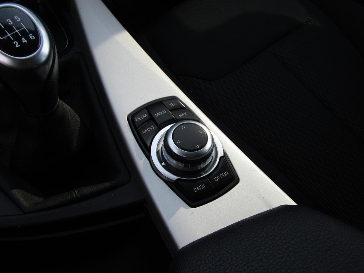 2016 BMW 3-Series - 15