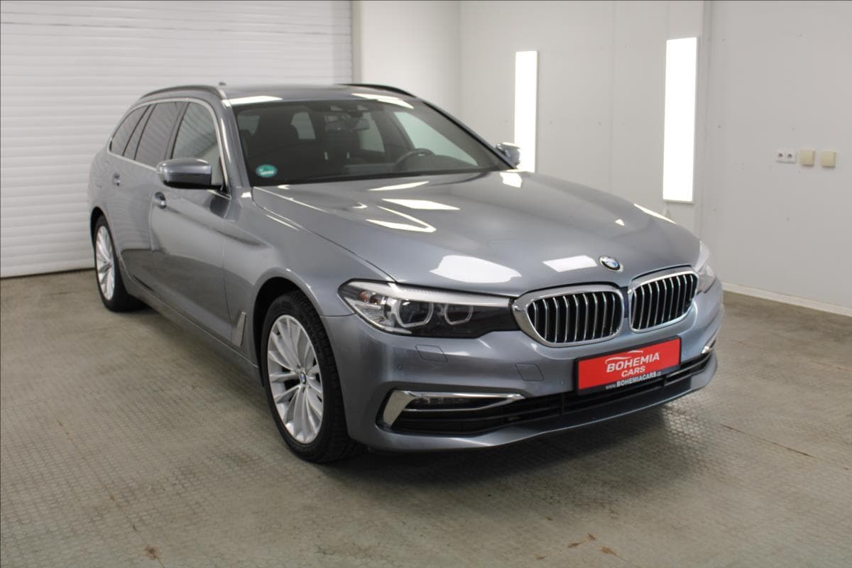 2019 BMW 5-SERIES