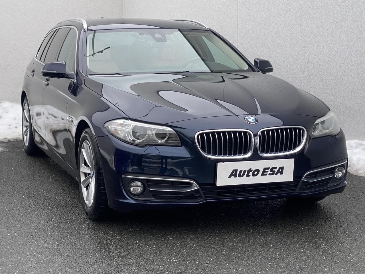 BMW Řada 5 2.0i kombi