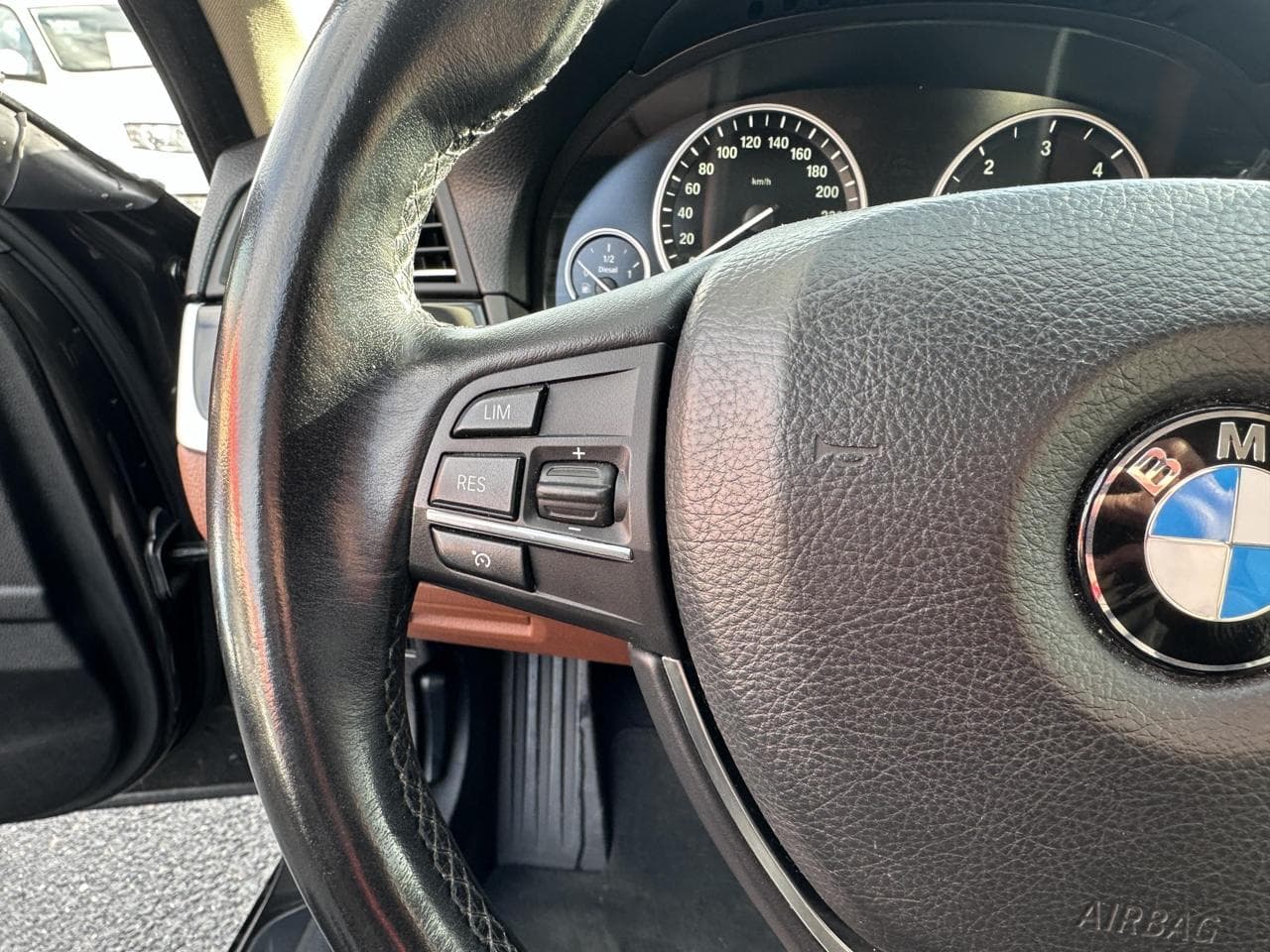 2014 BMW 5-SERIES - 12
