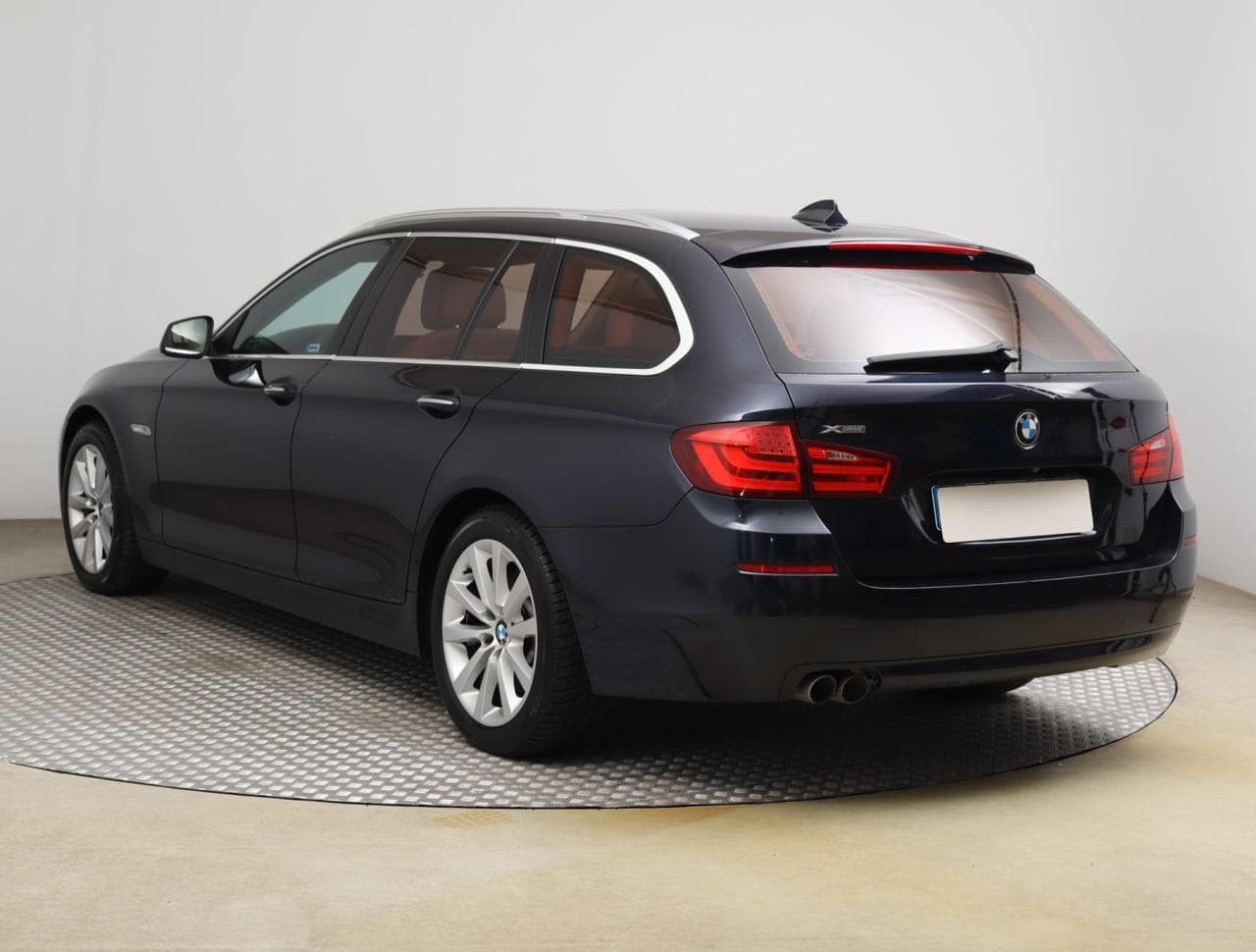 2012 BMW 5-Series - 5