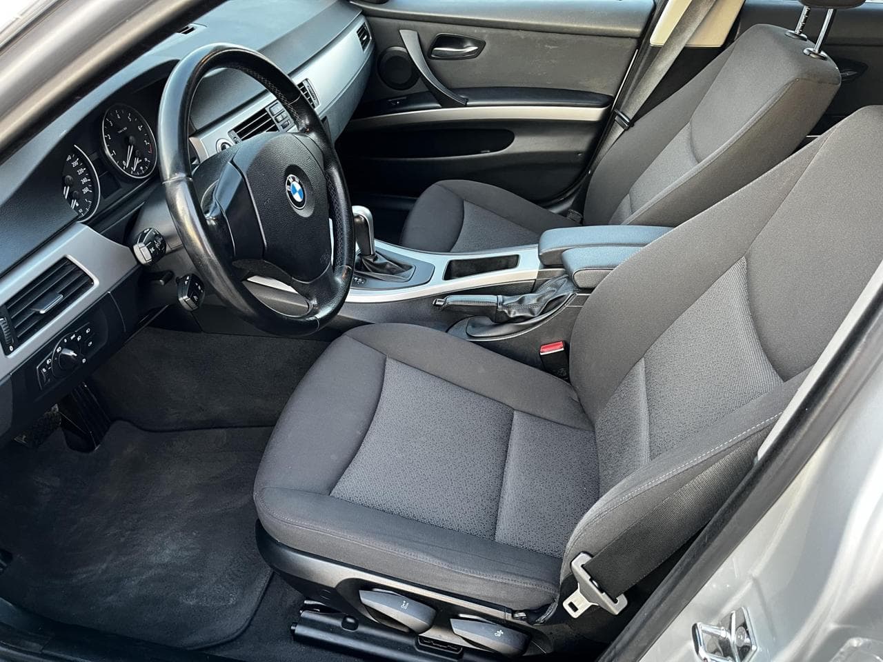 2006 BMW 3-SERIES - 9