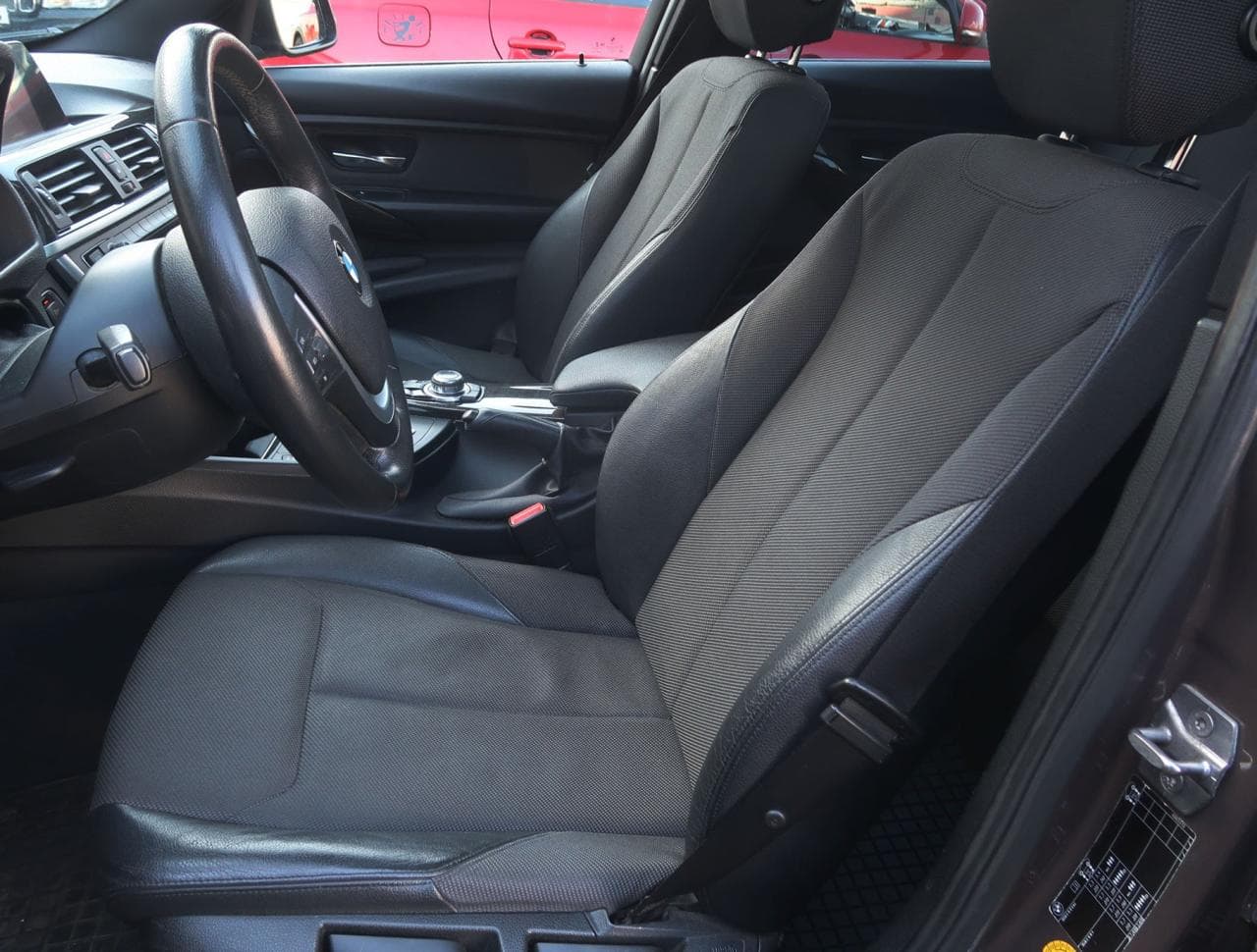 2015 BMW 3-Series - 16