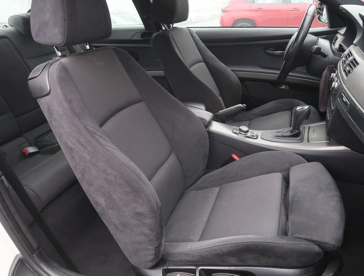 2013 BMW 3-Series - 12