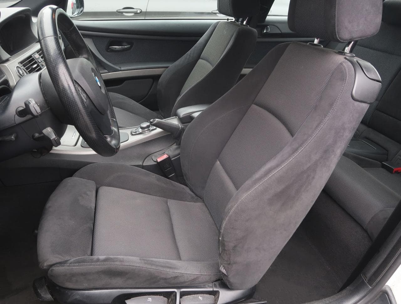 2013 BMW 3-Series - 16