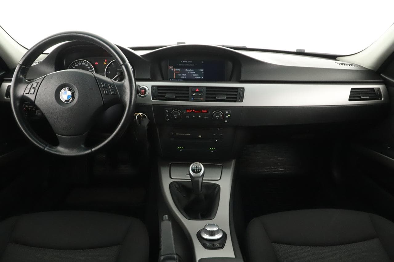 2005 BMW 3-Series - 9