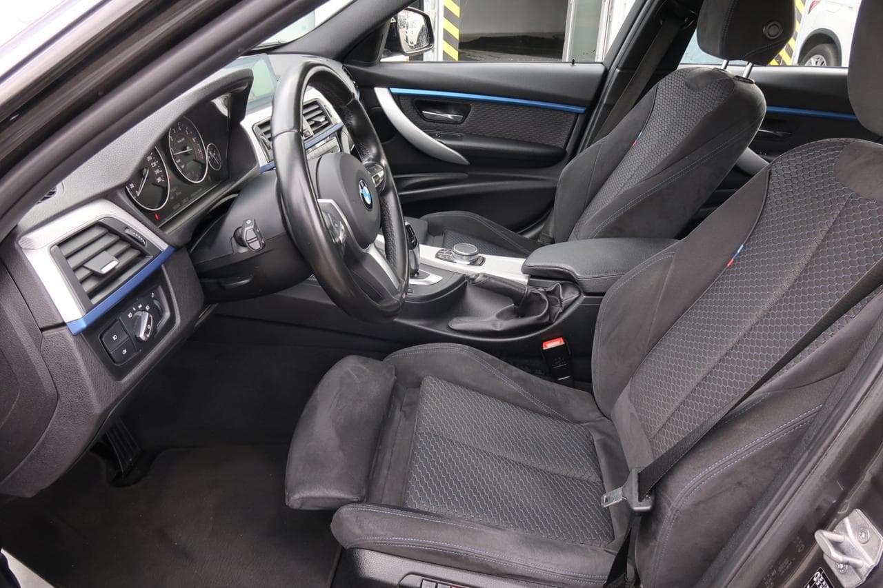 2018 BMW 3-Series - 16