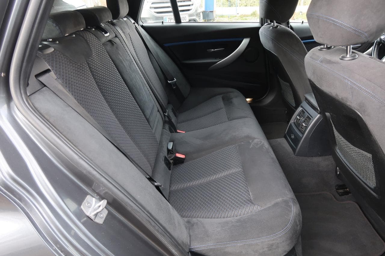 2018 BMW 3-Series - 13