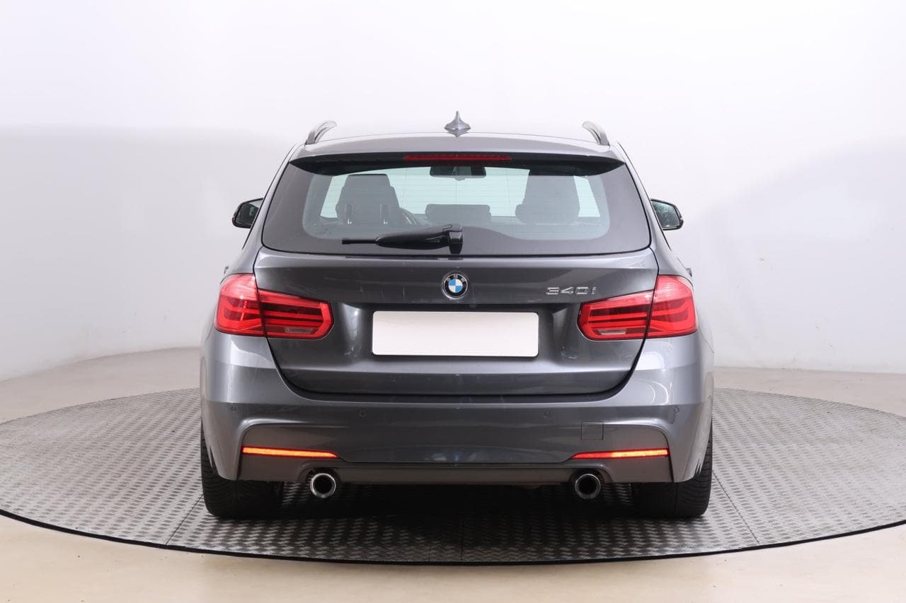 2018 BMW 3-Series - 6