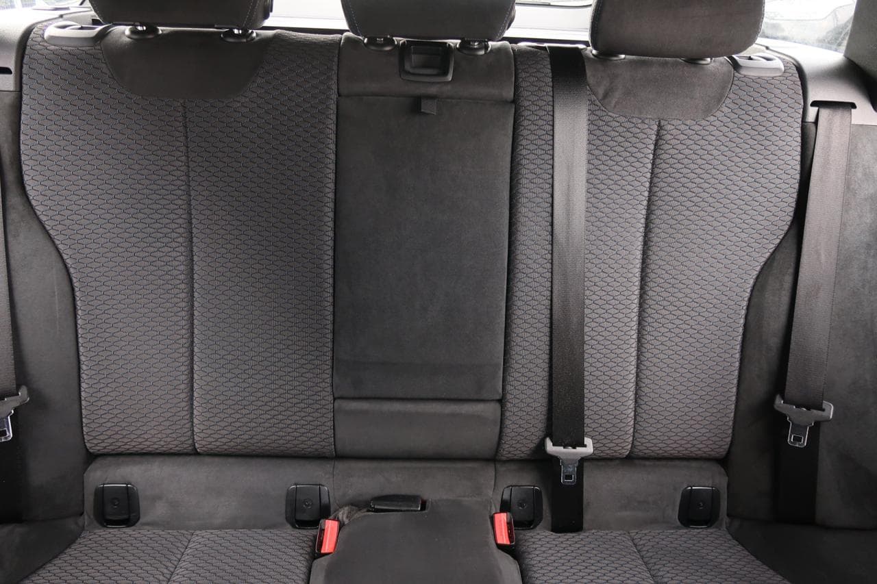 2018 BMW 3-Series - 14