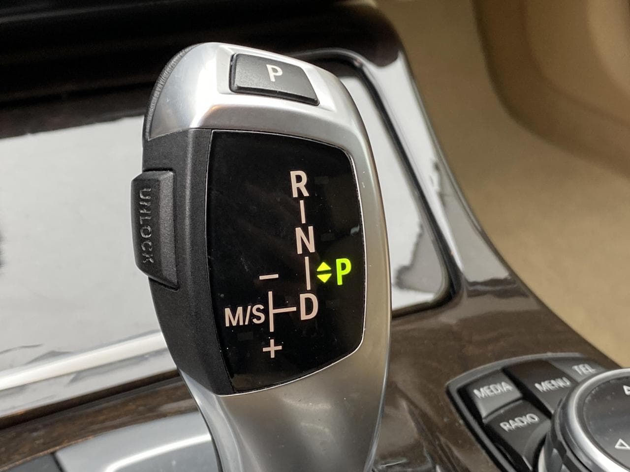 2013 BMW 5-SERIES - 15