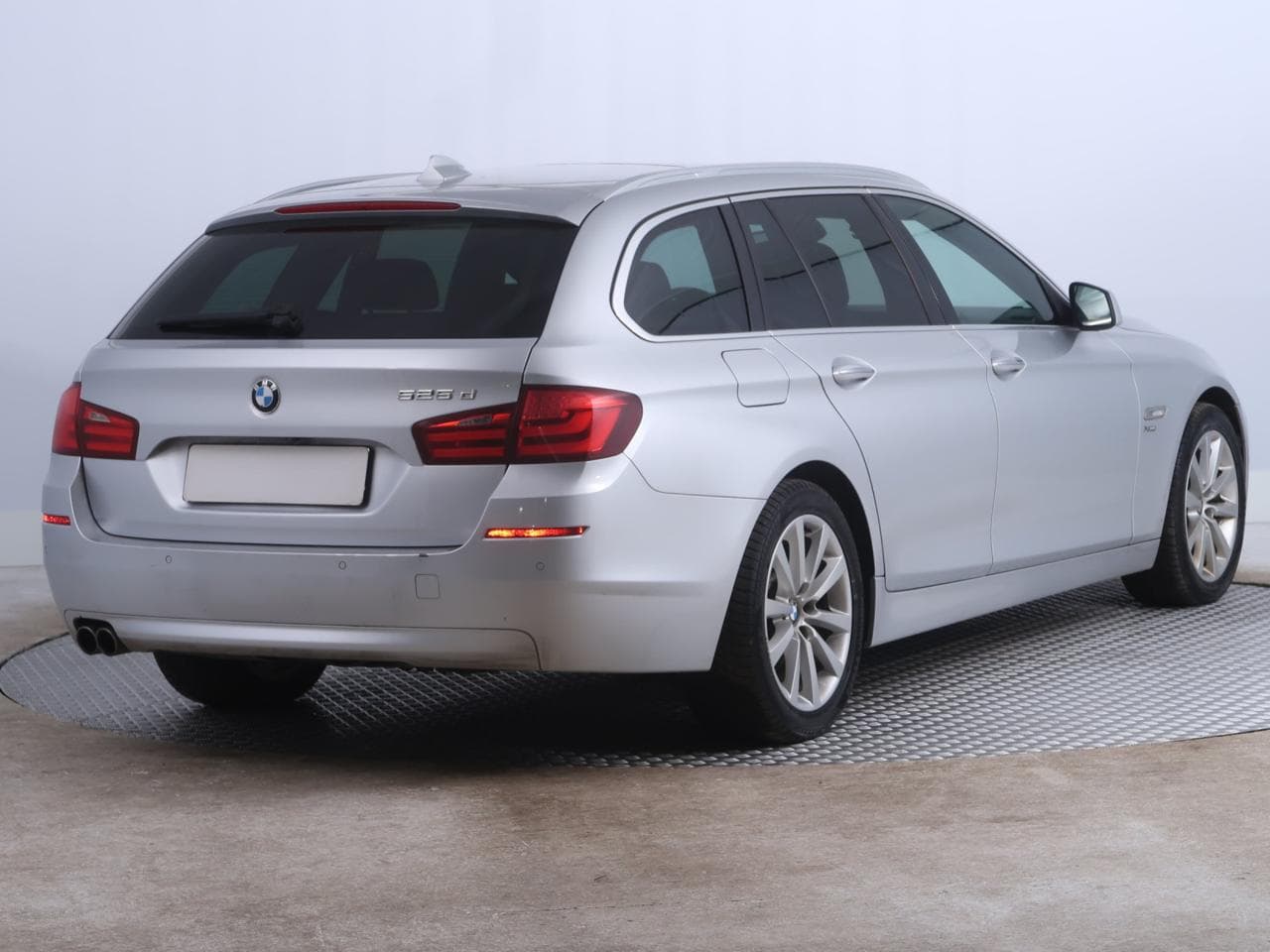 2012 BMW 5-Series - 7