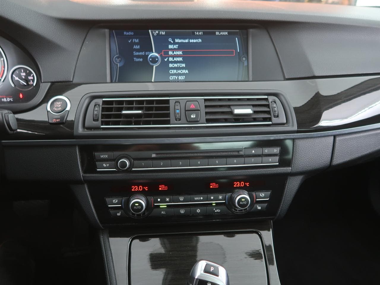 2012 BMW 5-Series - 18