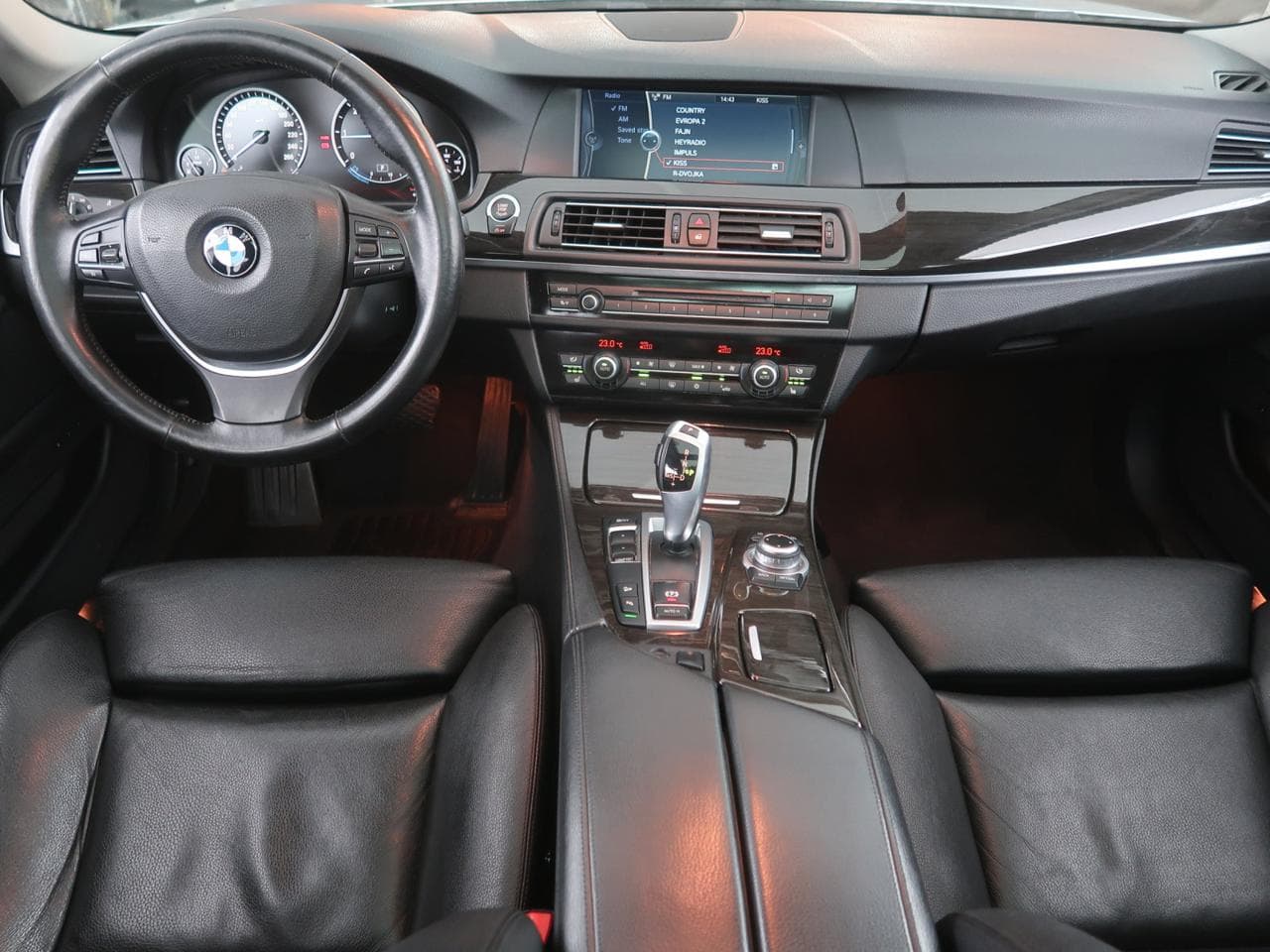 2012 BMW 5-Series - 10