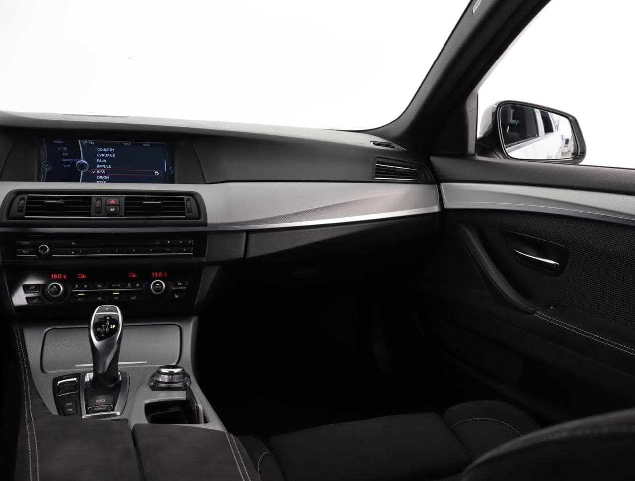 2012 BMW 5-Series - 11