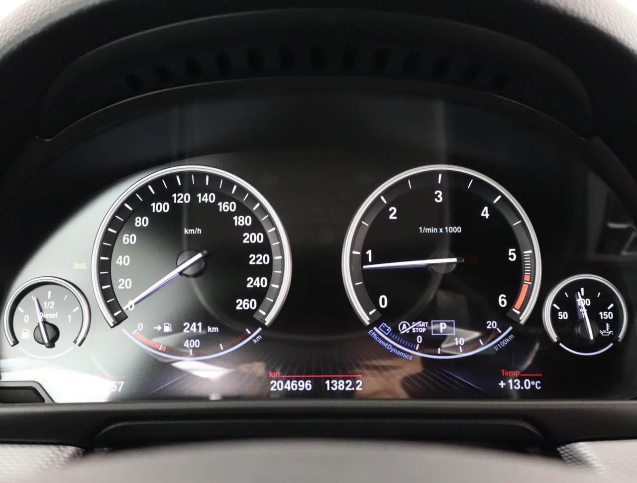 2012 BMW 5-Series - 17