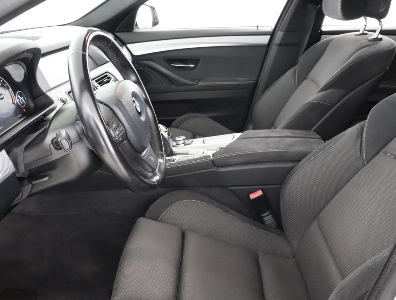 2012 BMW 5-Series - 16