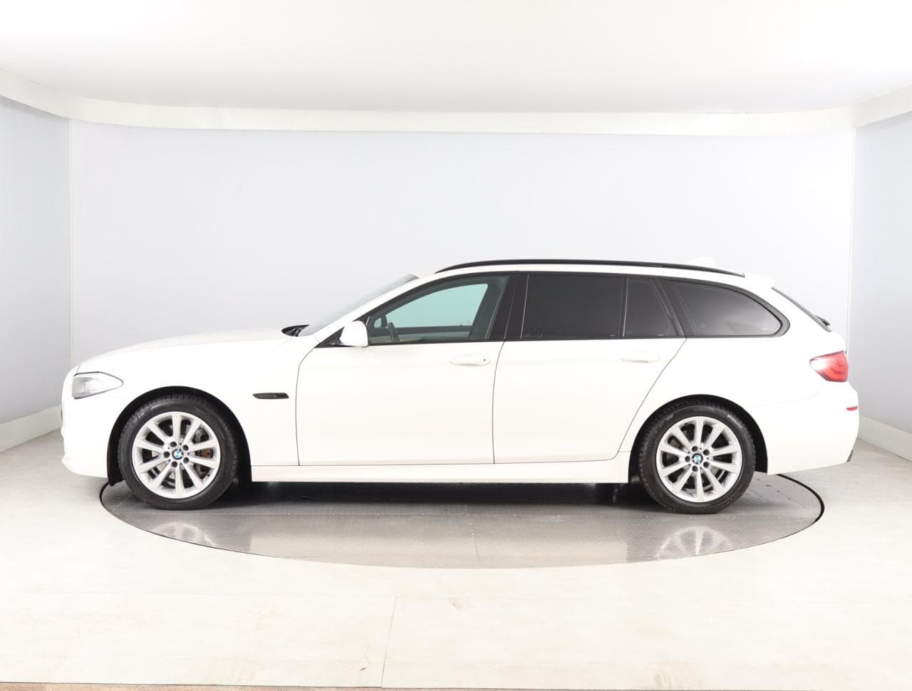 2012 BMW 5-Series - 4