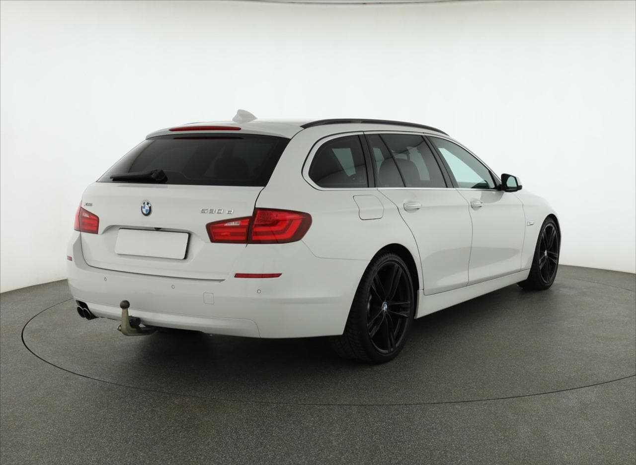 2013 BMW 5-Series - 7