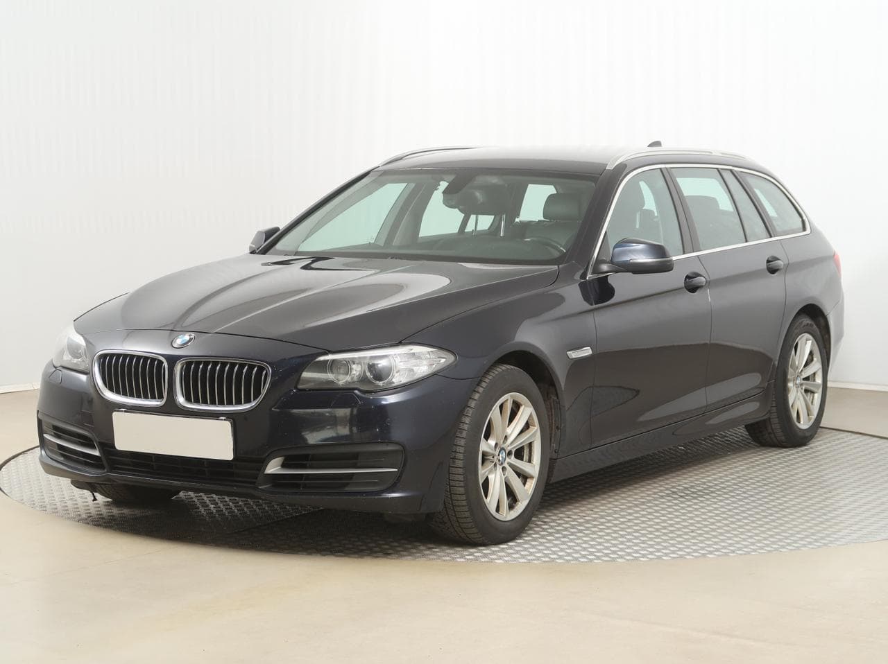 2015 BMW 5-Series - 3