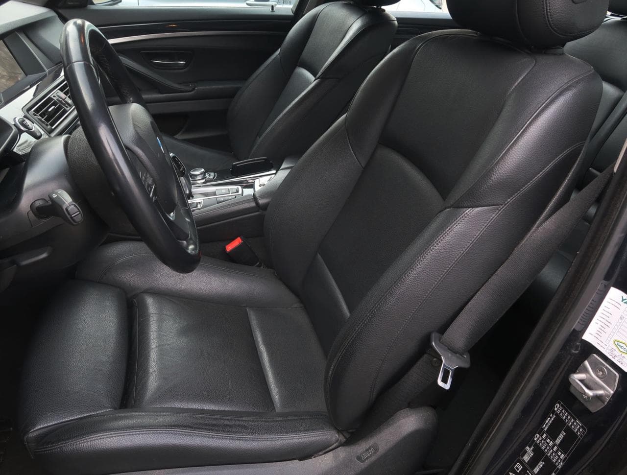 2015 BMW 5-Series - 16