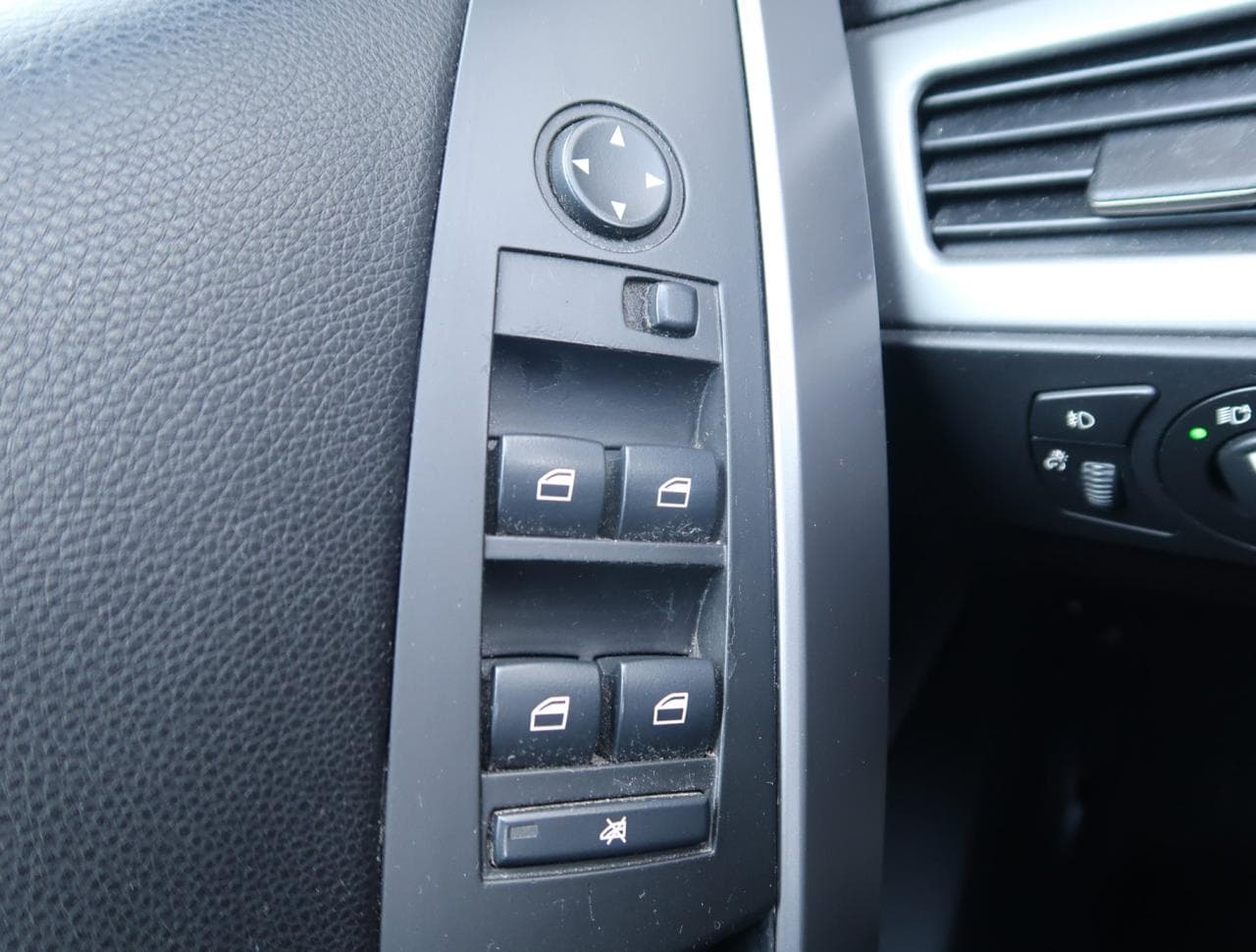 2005 BMW 5-Series - 20